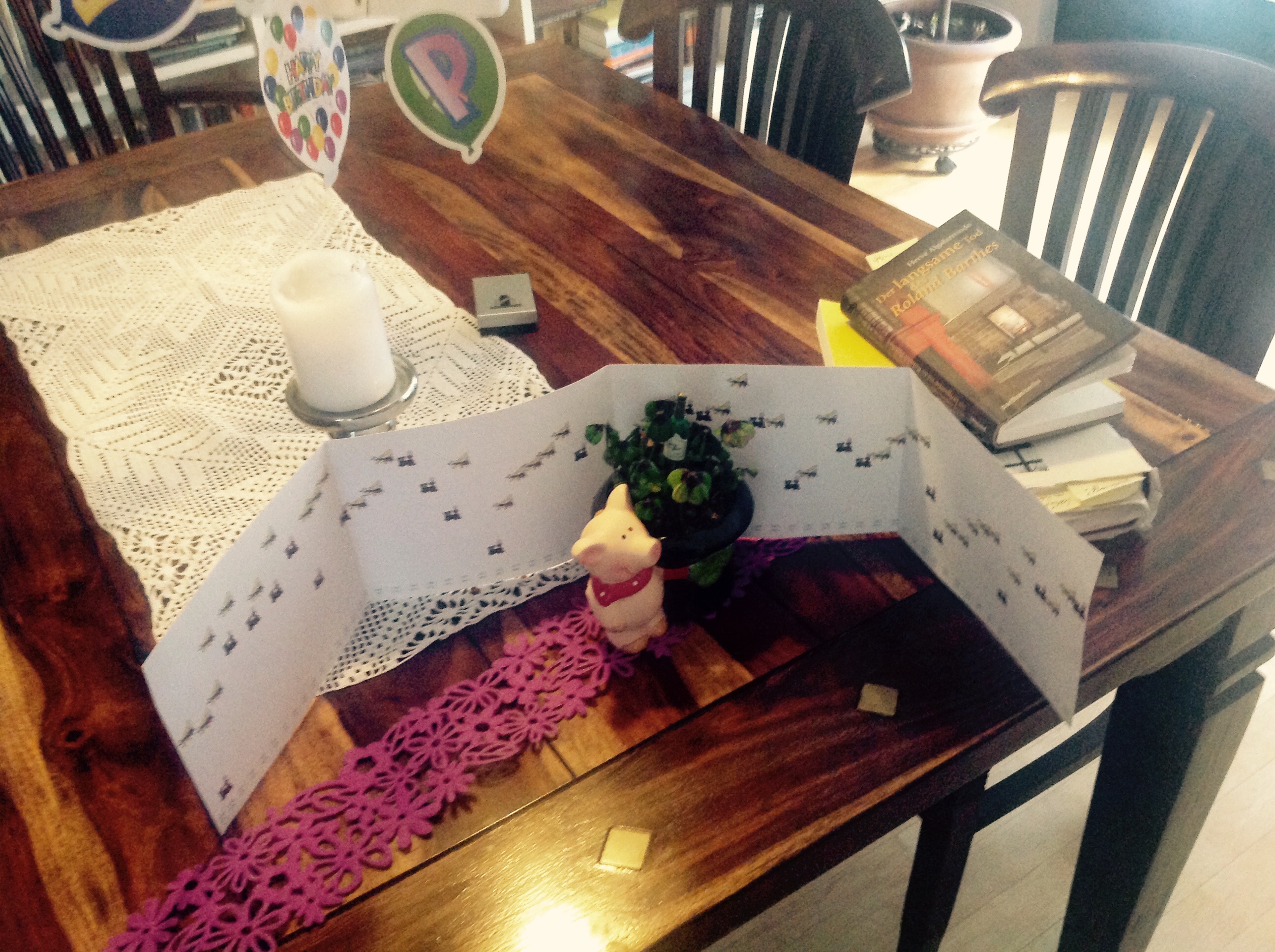 Jahresumfrage mit Glücksschwein - da kann eigentlich nichts mehr schiefgehen. 